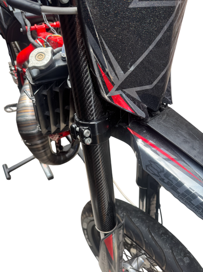 CARBON FRONT FORK COVERS